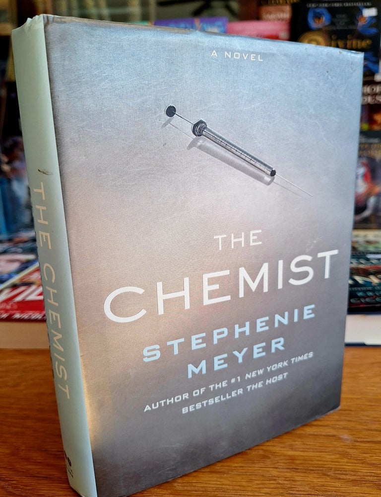 Item #253041 The Chemist. Stephenie Meyer.